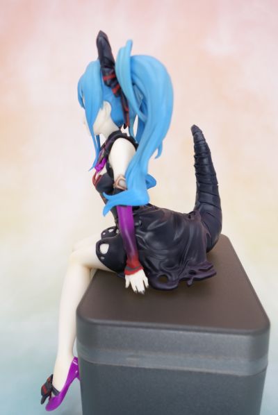 压泡面 初音未来 变色小恶魔