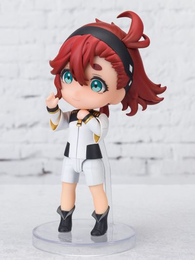 Figuarts mini   机动战士高达 水星的魔女 斯莱塔·墨丘利