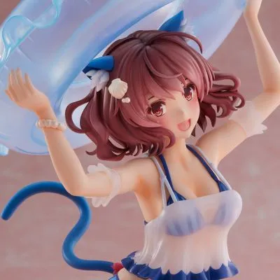 妮雅 泳装