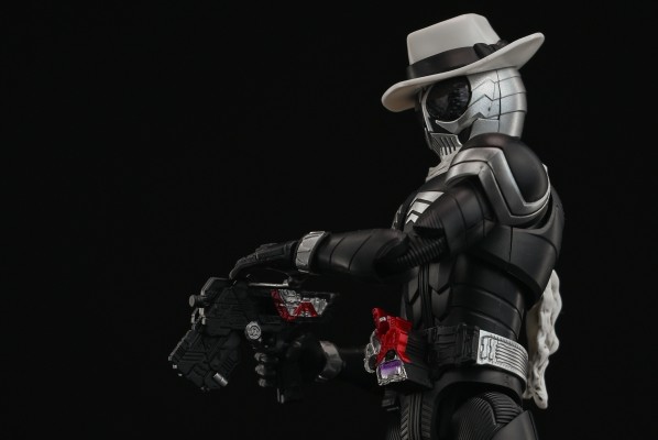 Figure-rise Standard 假面骑士双骑系列 假面骑士颅骨