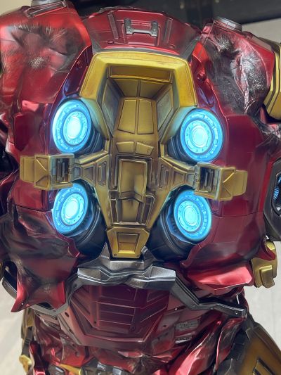 漫威系列 复仇者联盟2：奥创纪元 钢铁侠 44号装甲 反浩克装甲 全身像