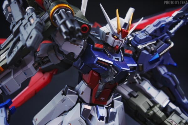 METAL BUILD 机动战士高达SEED 重炮强袭装备 -METAL BUILD系列十周年纪念版-