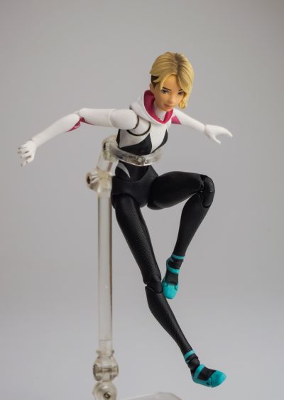 MAFEX No.134 蜘蛛侠：平行宇宙 蜘蛛格温 ＆ 蜘猪侠