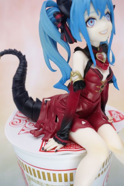 压泡面 初音未来 异色小恶魔