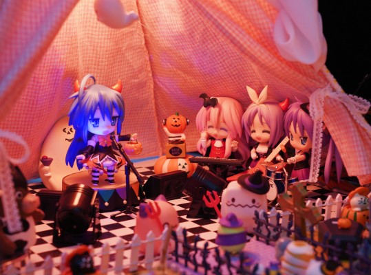 角落小伙伴 夜间游行