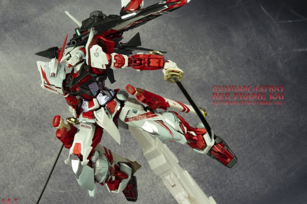 METAL BUILD 机动战士高达SEED ASTRAY系列 异端高达红色机改 (新生强袭版)