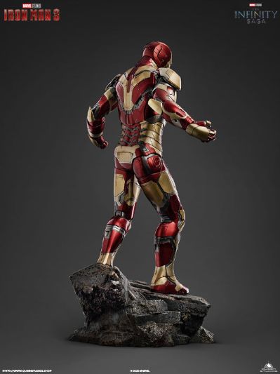 漫威系列 钢铁侠3 钢铁侠 42号装甲 全身像