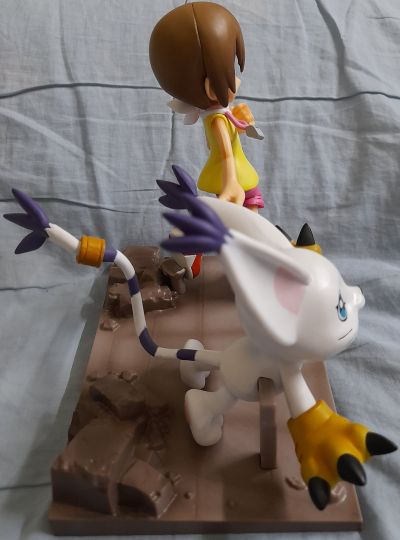 DXF～冒险档案～ 数码宝贝 八神嘉儿与迪路兽