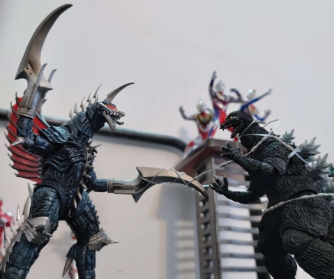 S.H.MonsterArts 盖刚(2004) 大决战版