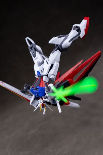 ROBOT魂＜机动战士系列＞   GAT-X105 强袭高达  剧中版