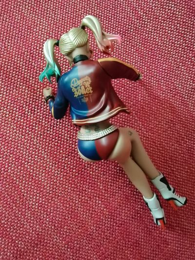 哈莉奎茵 合金载具手办