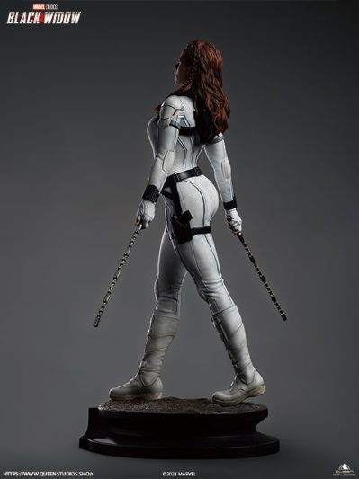 漫威系列 黑寡妇 黑寡妇 雪地服 全身像