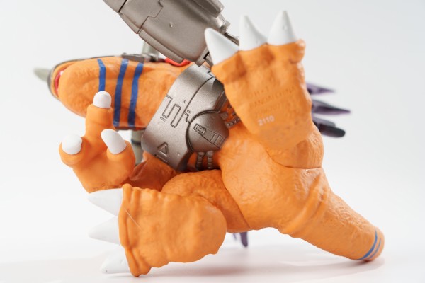 数码宝贝 DYNAMOTION 机械暴龙兽