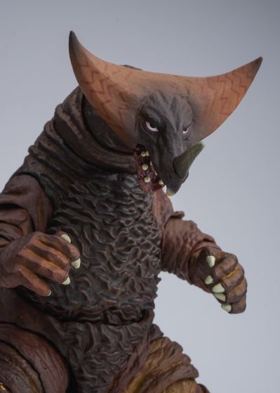 S.H.Figuarts  哥莫拉