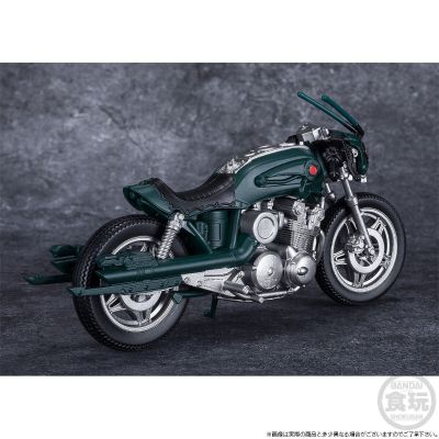 掌动XX 假面骑士暗日（BLACK SUN）+ 战蝗摩托