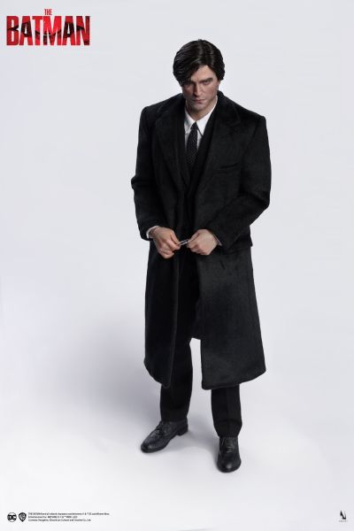新蝙蝠侠 蝙蝠侠 和 布鲁斯韦恩 收藏级可动人偶