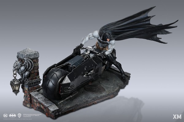 DC漫画 蝙蝠侠:白骑士 蝙蝠车版