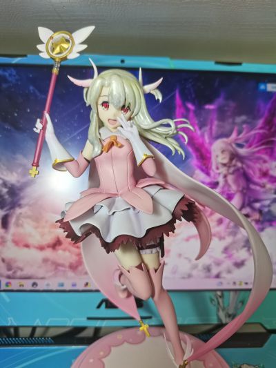 Fate/kaleid liner 魔法少女☆伊莉雅 Prisma☆Phantasm 伊莉雅斯菲尔·冯·爱因兹贝伦 眨眼ver.