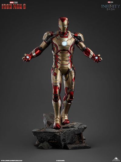 漫威系列 钢铁侠3 钢铁侠 42号装甲 全身像