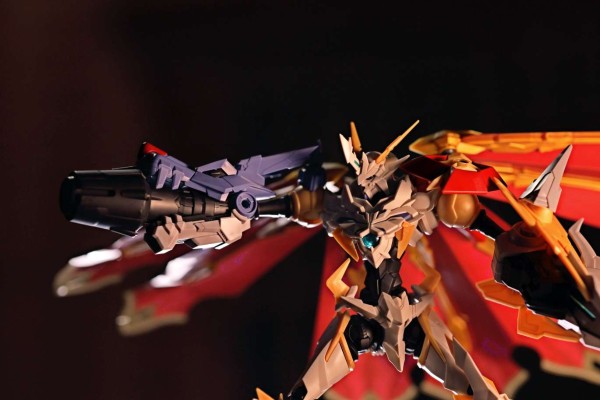 Figure-rise Standard  Amplified 奥米加兽（X抗体）