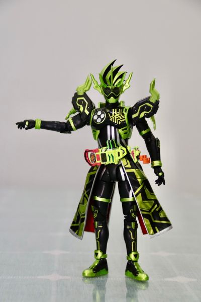 S.H.Figuarts 假面骑士艾克赛德 假面骑士克洛诺斯 编年史玩家