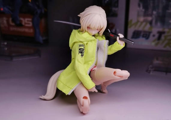 荧光黄绿色布制外套