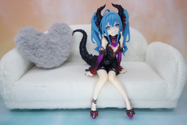 压泡面 初音未来 变色小恶魔