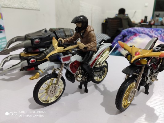 S.H.Figuarts(真骨雕制法) 假面骑士空我 假面骑士空我 惊异全能形态