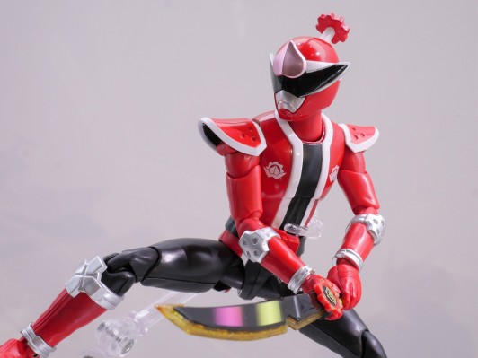 S.H.Figuarts 咚桃太郎