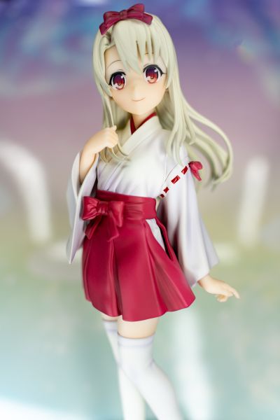 Fate/kaleid liner 魔法少女伊莉雅 伊莉雅丝菲尔・冯・爱因兹贝伦 巫女服