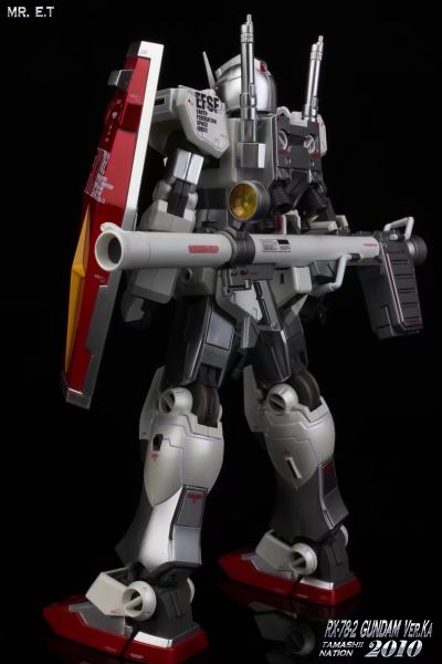 GUNDAM FIX FIGURATION METAL COMPOSITE RX-78-2 高达 Ver.Ka  Roll Out Colors（魂商店限定）