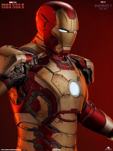 漫威系列 钢铁侠3 钢铁侠 42号装甲 全身像