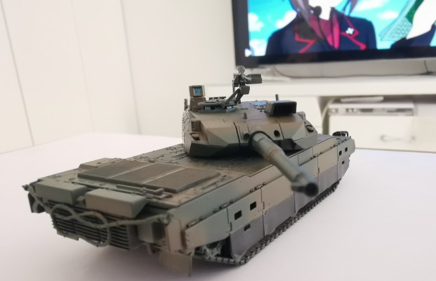 1/72 军模套件 No.16 日本陆上自卫队 10式主战坦克＆73式特大型半挂拖车