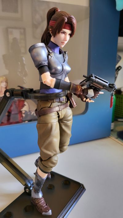 PLAY ARTS改　最终幻想7 重制版 杰西与摩托套装