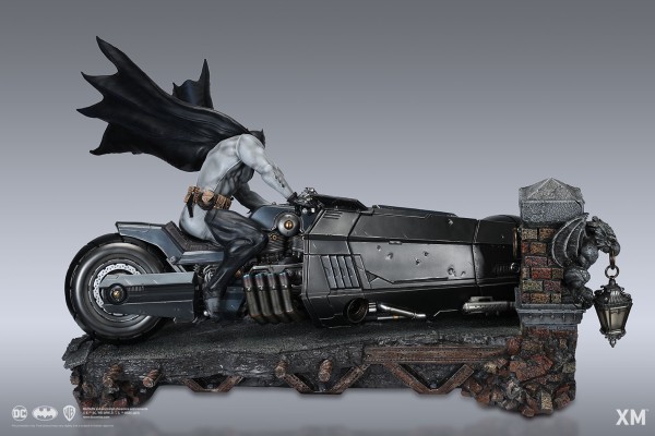 DC漫画 蝙蝠侠:白骑士 蝙蝠车版