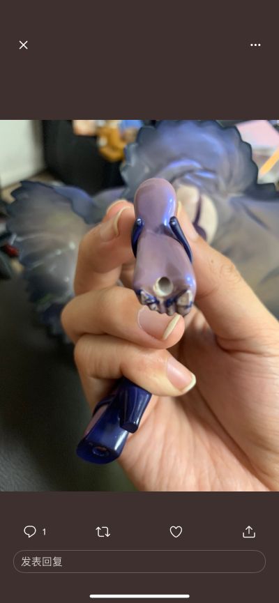 爆弹女孩 赛比娅·贝尔蒙特