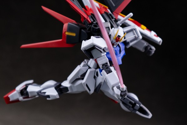 ROBOT魂＜机动战士系列＞   GAT-X105 强袭高达  剧中版