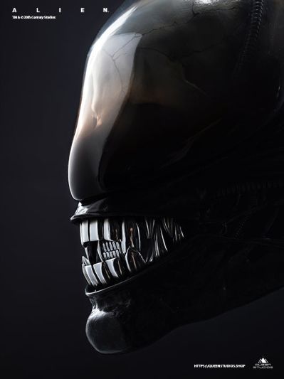 异形 胸像