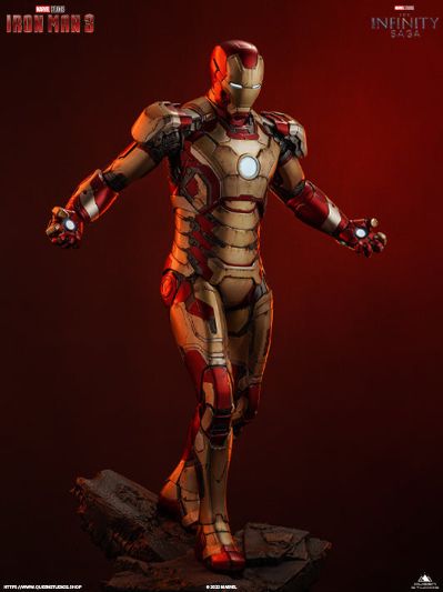 漫威系列 钢铁侠3 钢铁侠 42号装甲 全身像