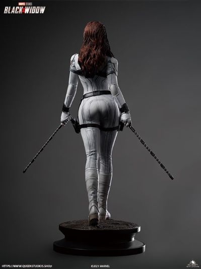 漫威系列 黑寡妇 黑寡妇 雪地服 全身像