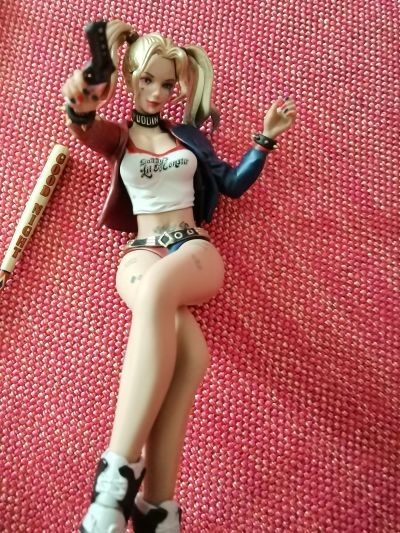 哈莉奎茵 合金载具手办