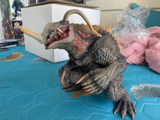 1/6 特摄系列 新·奥特曼 内隆噶