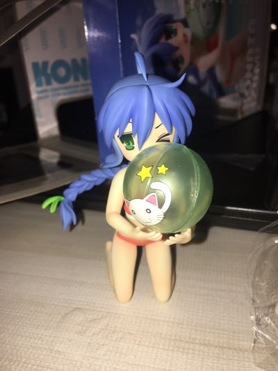 BEACH QUEENS 幸运星 泉此方