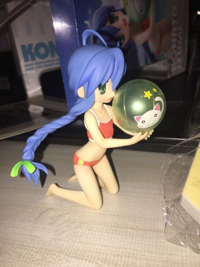 BEACH QUEENS 幸运星 泉此方