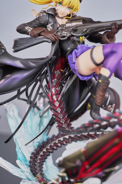 噬血代码 米亚·卡恩斯坦