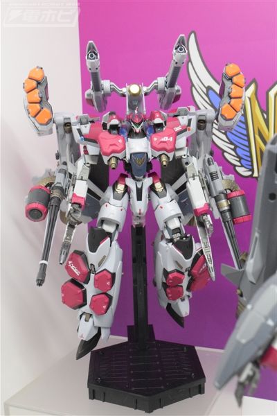 DX超合金 超时空要塞系列 VF-31AX  卡伊洛斯 进阶型 （米拉吉·法莉娜·吉纳斯专用机）对应武装配件套装