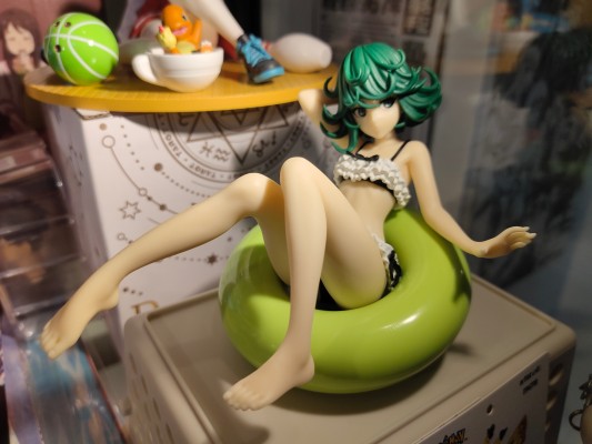 Celestial vivi 一拳超人 战栗的龙卷