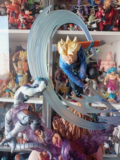 FiguartsZERO [超激战]  龙珠Z 超级赛亚人特兰克斯 -第二位超级赛亚人-