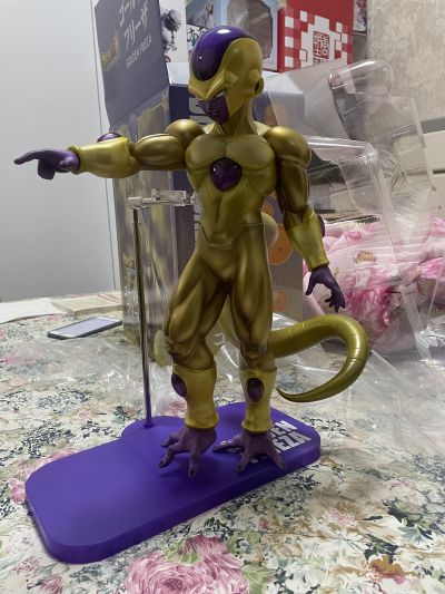 巨型系列 龙珠超 黄金弗利萨