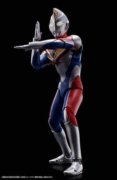 S.H.Figuarts（真骨雕制法） 戴拿奥特曼 闪亮型